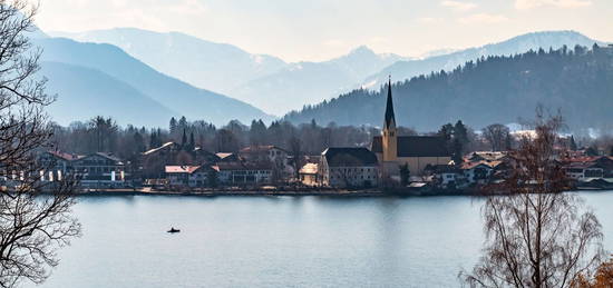 Kernsanierte Wohnung mit Seeblick am Leeberg