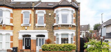 4 bed end terrace house for sale