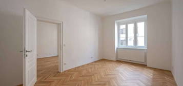 ++NEU++ Generalsanierter 3-Zimmer Altbau-ERSTBEZUG-Blick ins Grüne- Hofinnenlage