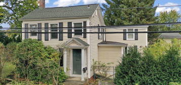 44 Russell Rd, Albany, NY 12203