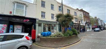 Flat to rent in William Street, Herne Bay CT6