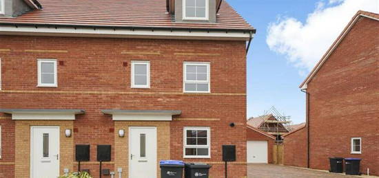 4 bedroom semi-detached house