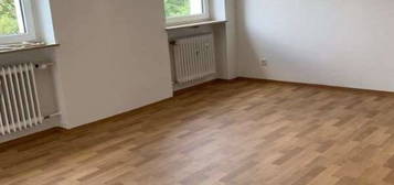 Schön geschnittene Wohnung kurzfristig verfügbar