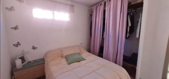 Arrendamento de Apartamento T2  na rua das pimenteiras, 8