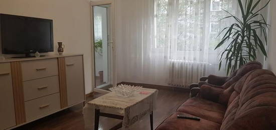 Apartament 2 camere Grigorescu, stradal, 2 minute de metrou, mobilat si utilat