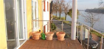 Traumwohnung mit Rheinblick: wunderschöne 4-Zi-Luxus-Whg mit 2 Balkonen + Sauna + Luxus-Einbauküche