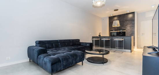 Luksusowy apartament przy parku Kasprowicza