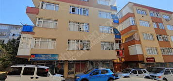 KARTAL CEVİZLİ'DE ANA CADDE YANINDA TÜM ULAŞIMA YAKIN 2+1 DAİRE