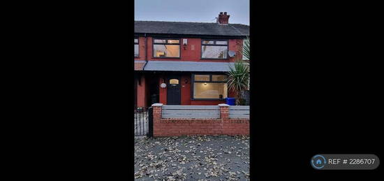 3 bedroom terraced house