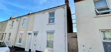 4 bedroom terraced house