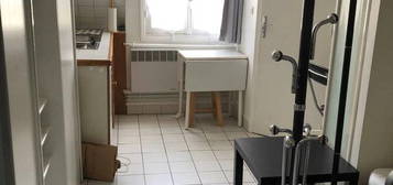 Location appartement 1 pièce 12 m²