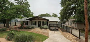 224A Frey St, Boerne, TX 78006