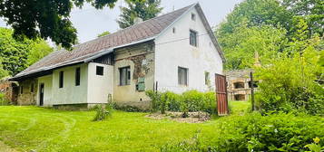Prodej rodinného domu 86 m², pozemek 2 004 m²