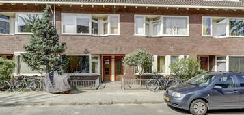 Kneppelhoutstraat 10