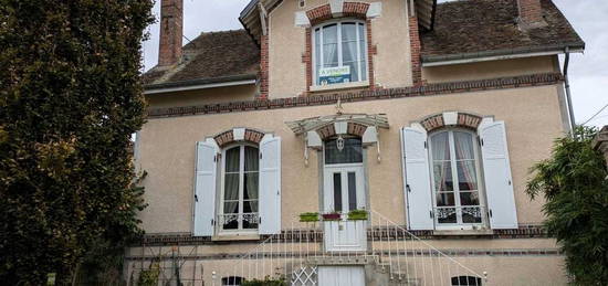 Vente maison 6 pièces 184 m²