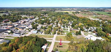 S Columbia St, Scottville, MI 49454