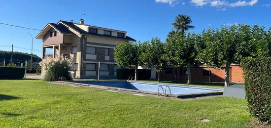 Casa o chalet independiente en venta en  Francisco de Longa, 19