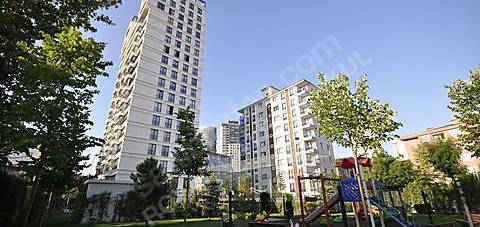 VAROLPARK'TA E-5'E 5_DK E.BANYOLU-TERASLI-KLİMALI 127m2 2+1 5.KA