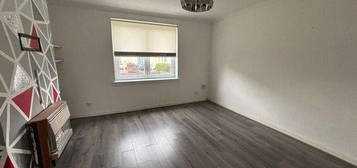 2 bed flat to rent