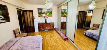 Apartament cu 2 camere in Marasti, et,intermediar, Piata Marasti !