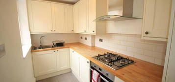 4 bedroom terraced house to rent