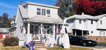 41 Parker Ave, Hawthorne, NJ 07506