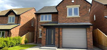 3 bed detached house to rent