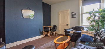 1 bedroom flat share