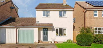 3 bedroom link detached house for sale