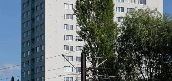 Helle Wohnung mit Weitblick auf Marzahn