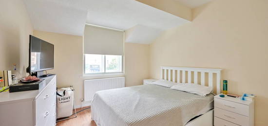 Flat for sale in Alexandra Road, Wimbledon, London SW19