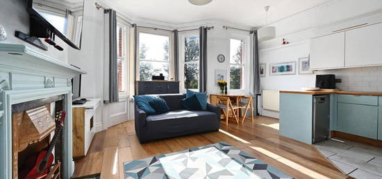 Flat for sale in College Terrace, Brighton BN2