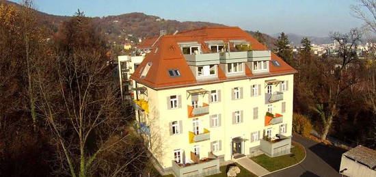 2-Zimmer-Wohnung - im Grünen über den Dächern von Graz - direkt überhalb des Schlosses Eggenberg