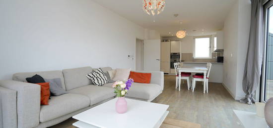 3 bed flat to rent