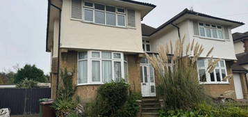 3 bedroom semi-detached house