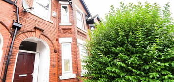 5 bedroom terraced house