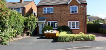 2 bedroom detached house