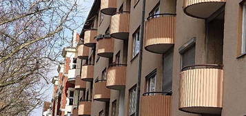 Komplett saniert, Friedenau, Balkon, EBK, Diele, Duschbad mit Fußbodenheizung