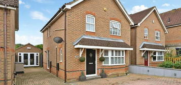 3 bedroom detached house