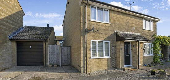 2 bedroom semi-detached house for sale