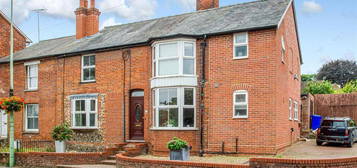 4 bedroom semi-detached house for sale