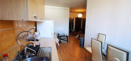 Apartament cu 2 camere &#38; parcare in Iris (str. Oasului)