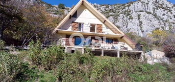 CAILLE - LA MOULIERE - CHALETS 4 CHAMBRES SUR TERRAIN CLOS 1 940 M² AVEC UNE SOURCE + TERRAIN SUPPLEMENTAIRE NON ATTENANT