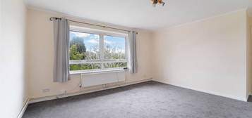 Flat to rent in Berrylands, Surbiton KT5