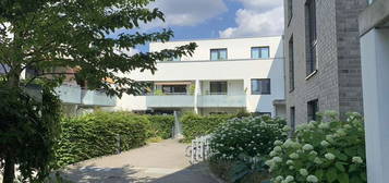 Moderne lichtdurchflutete 3-Zimmer-Staffelgeschoss-Wohnung mit Dachterrasse in Eidelstedt