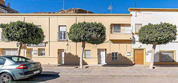 Casa en carretera De Málaga en Balanegra