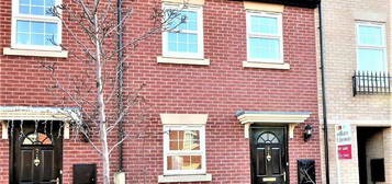 Town house to rent in Wade Close, Grimethorpe, Barnsley S72