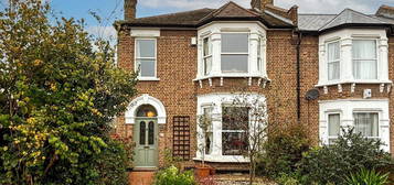 4 bed end terrace house for sale