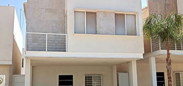 Casa en Condominio en Renta en Santa Mónica