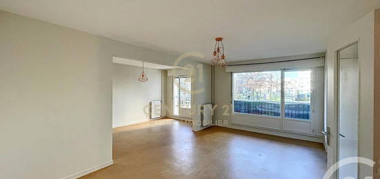 Location appartement 4 pièces 87 m²